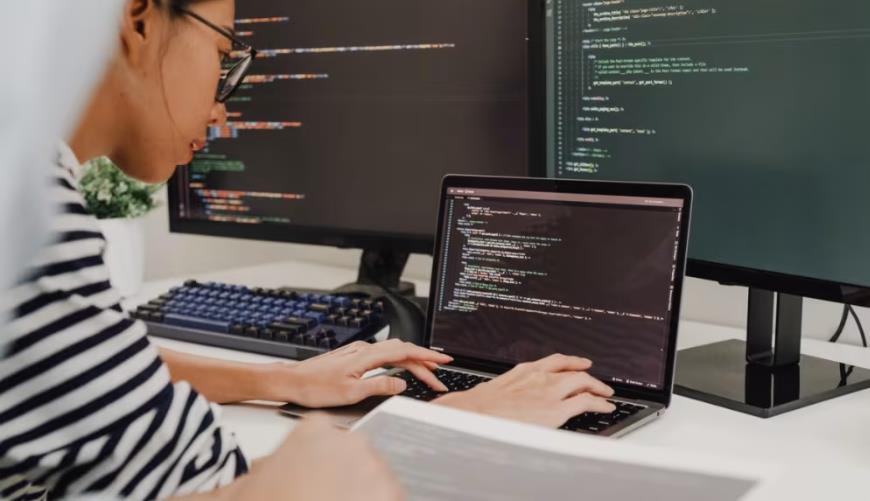 烟台小程序开发公司：开源Python库与互操作性标准在开发中的关键作用